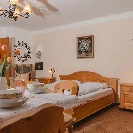 Apartmán Haus Koetschach-5 By Interhome