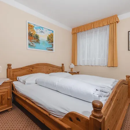 Haus Koetschach-5 By Interhome Lägenhet *