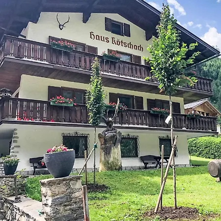 Haus Koetschach-5 By Interhome Lägenhet *