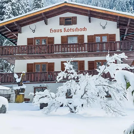 Haus Koetschach-5 By Interhome Lägenhet